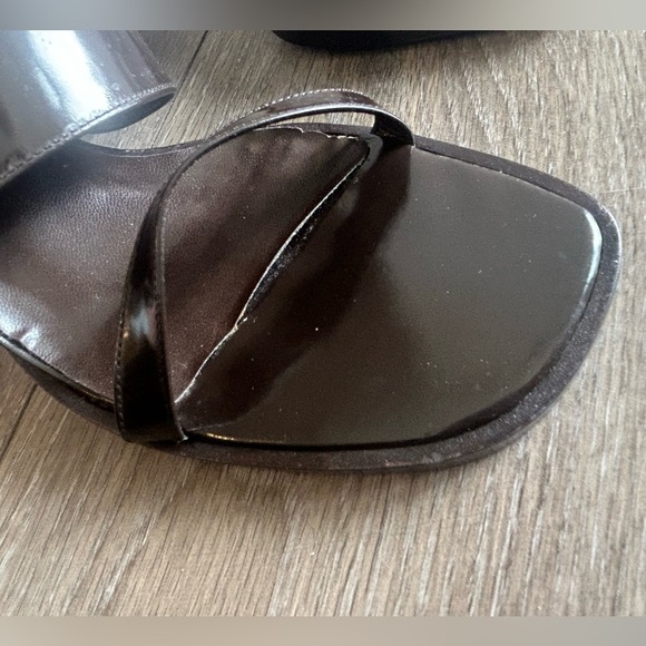 NWT Calvin Klein Heels - Picture 9 of 10